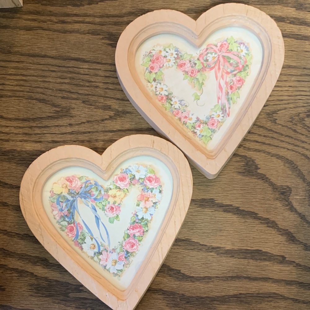 Heart-Shaped Floral Wall Accents